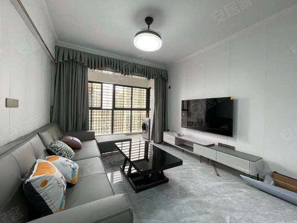 泉州晋江世茂御龙湾嘉豪御景免停车费 新上 龙湖旁嘉豪御景 全配精装3