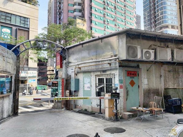 深圳罗湖黄贝岭凤凰路166号小区凤凰路166号小区拎包入住 全家人的