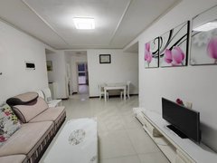 沧州沧县城区伊润新城 一楼 精装带家具家电齐全 拎包入住出租房源真实图片