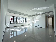 莆田荔城正荣财富中心玉湖兰溪双景臻享！包物业包车位！大厅可放20人工位！两梯两户出租房源真实图片