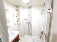 武汉武昌南湖花园南国soho一室一厅1600元出租  随时看房出租房源真实图片