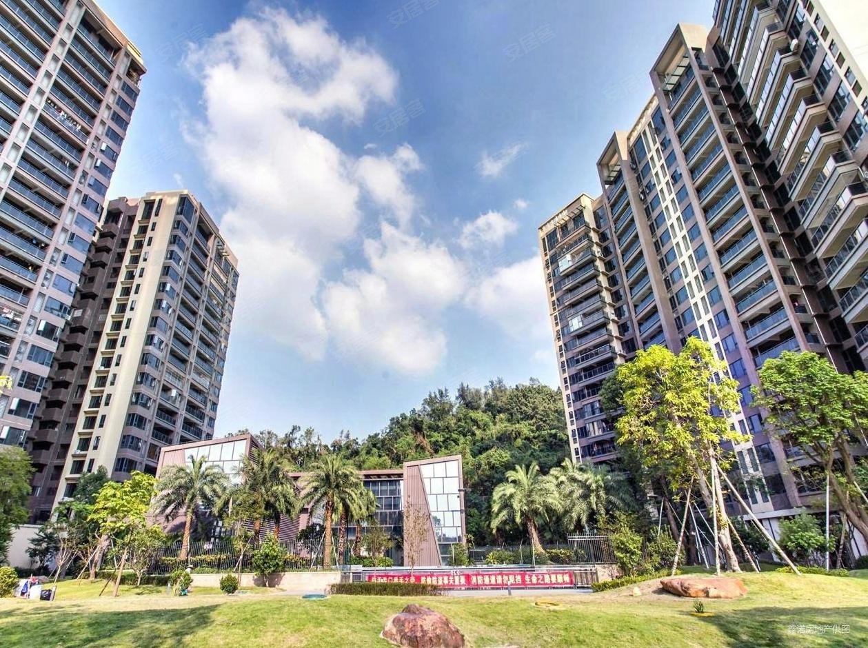 博达汇峰3室2厅2卫101.05㎡南105.8万