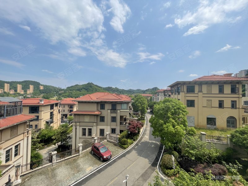 发展大道湖景房国宾壹号别墅区真洋房总4层南北通透四阳台送车位