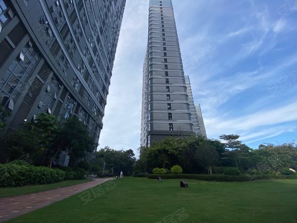 厦门海沧滨海社区融信海上城融信正规三房 南北通透 业主二次装修