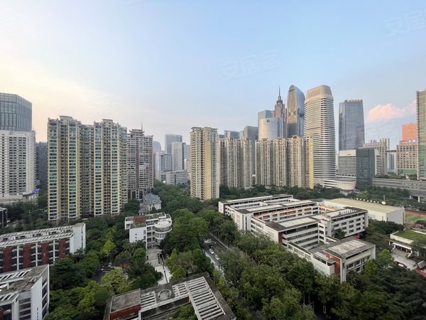 【多图】嘉裕礼顿阳光公寓,珠江新城西租房,大1房1厅,大阳台,独立洗手