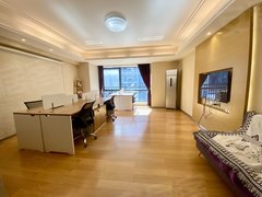 小型室 自带卫生间 可住可 珠江新城东 创业注册