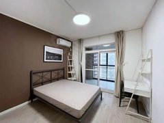 武汉洪山欢乐谷四号线罗家港地铁口,东湖庭园主卧阳台,可短租月付,价格可谈出租房源真实图片