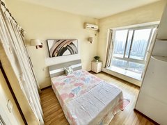 重庆南岸南坪0中介 转租合同时间短 出小区万寿路轻轨 万达江岸天街商圈出租房源真实图片