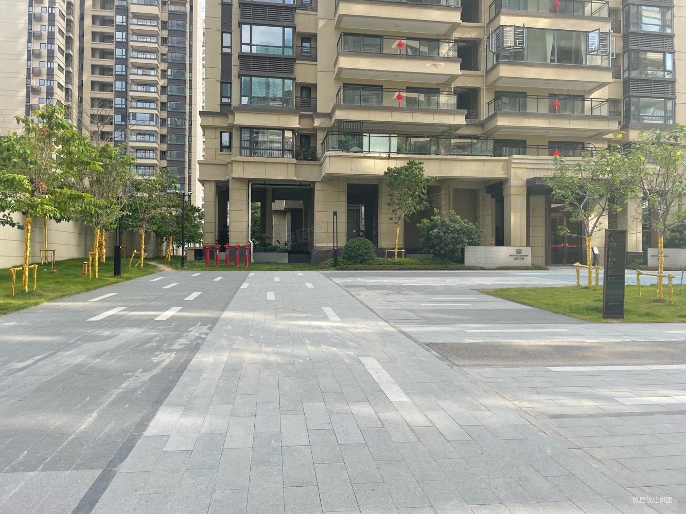 朝南精装修电梯房97平3室2厅檀府印象檀玥房东急