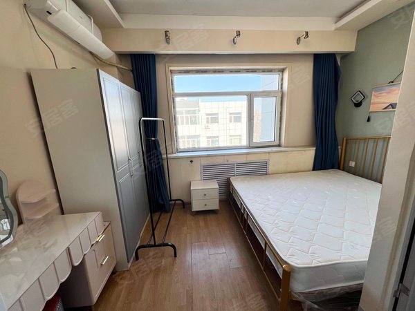 太原小店长风坞城小区可月付无中介学府街坞城路山西大学龙珠大厦煤炭