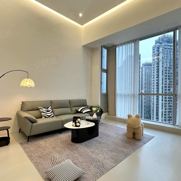 合租｜范湖地铁口 唐家墩 CBD财富中心 华发中城荟精装一室一厅