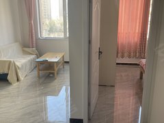 新泰青云青云街道电影院!平阳家宴!钻石大厦附近精装公寓,免费停车出租房源真实图片