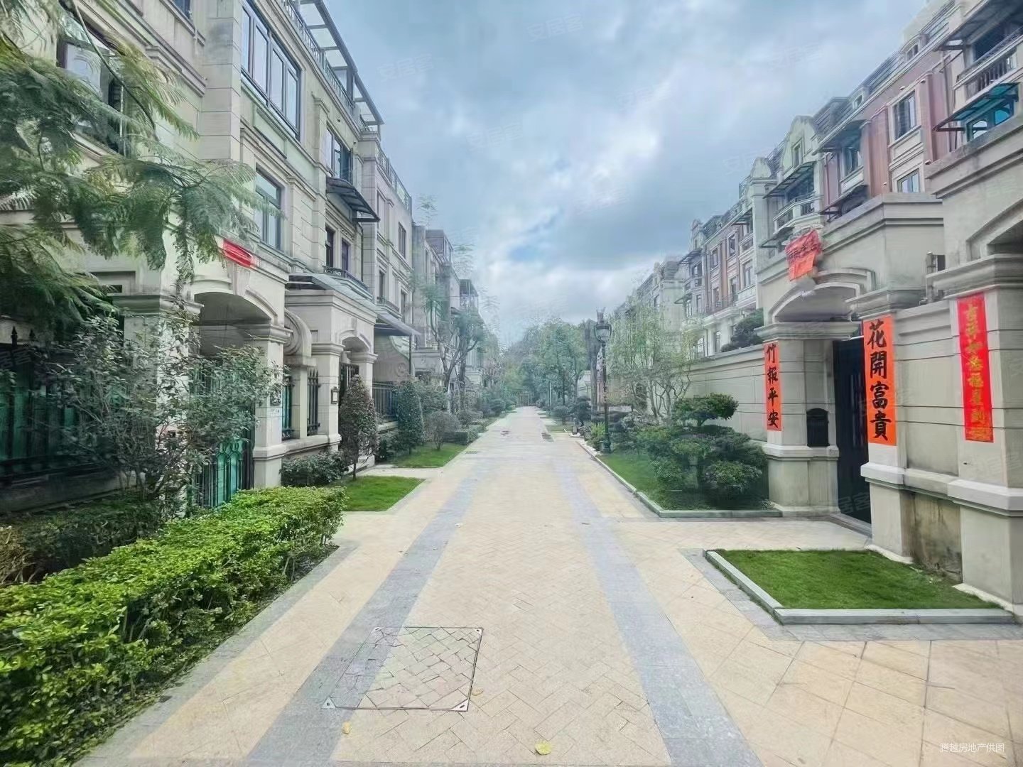深圳房产网>深圳二手房>宝安二手房>新安二手房>中海九号公馆(别墅)