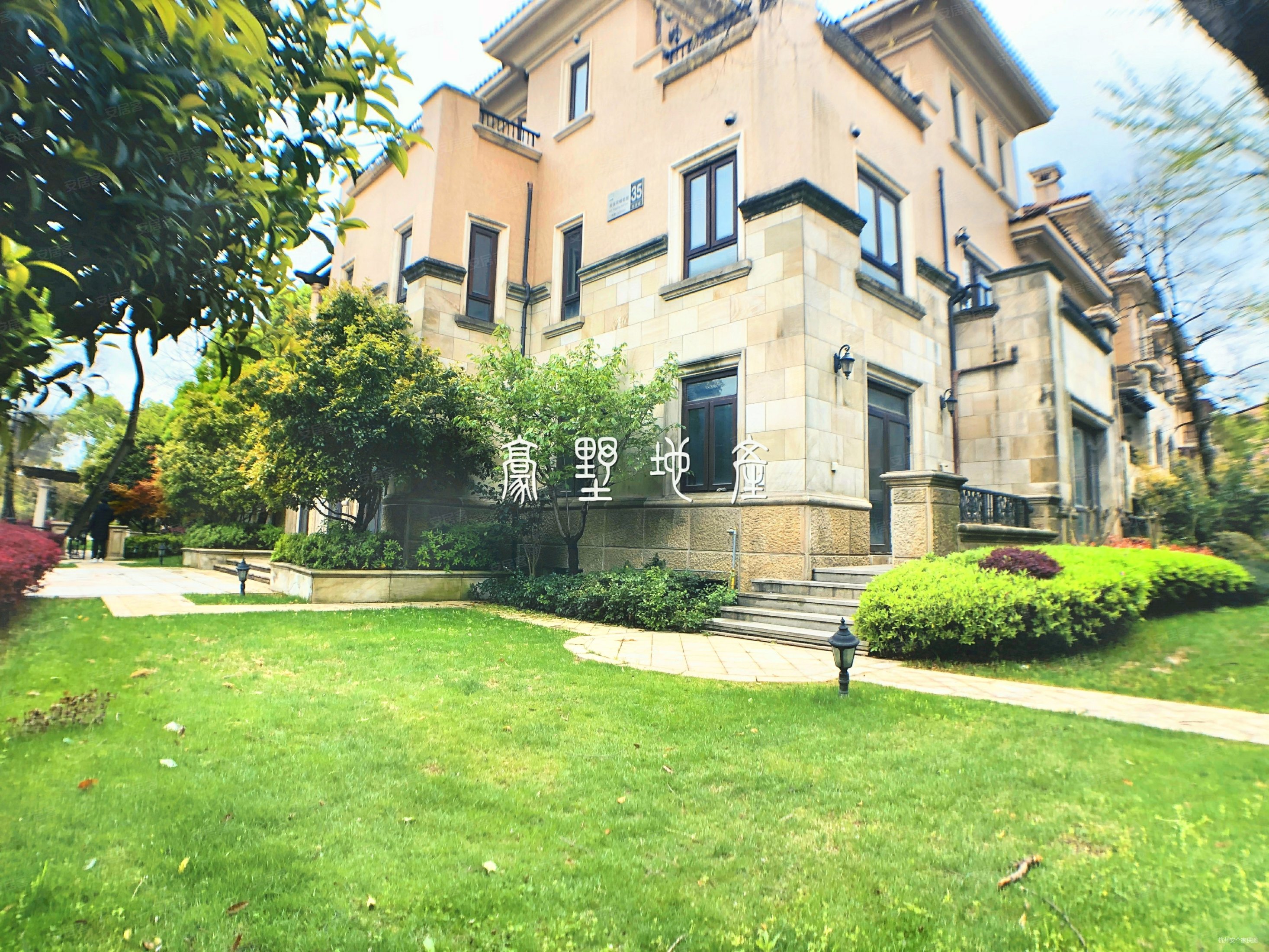 杭州房产网>杭州二手房>余杭二手房>五常二手房>大华西溪风情(别墅)>