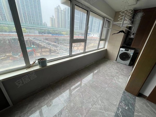 翡丽公馆 出门地铁3号线,4室2厅2卫 精装修,历城租房-济南58安居客