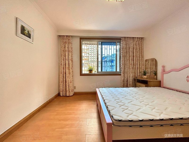 天富公寓3室2厅1卫111.43㎡南北130万