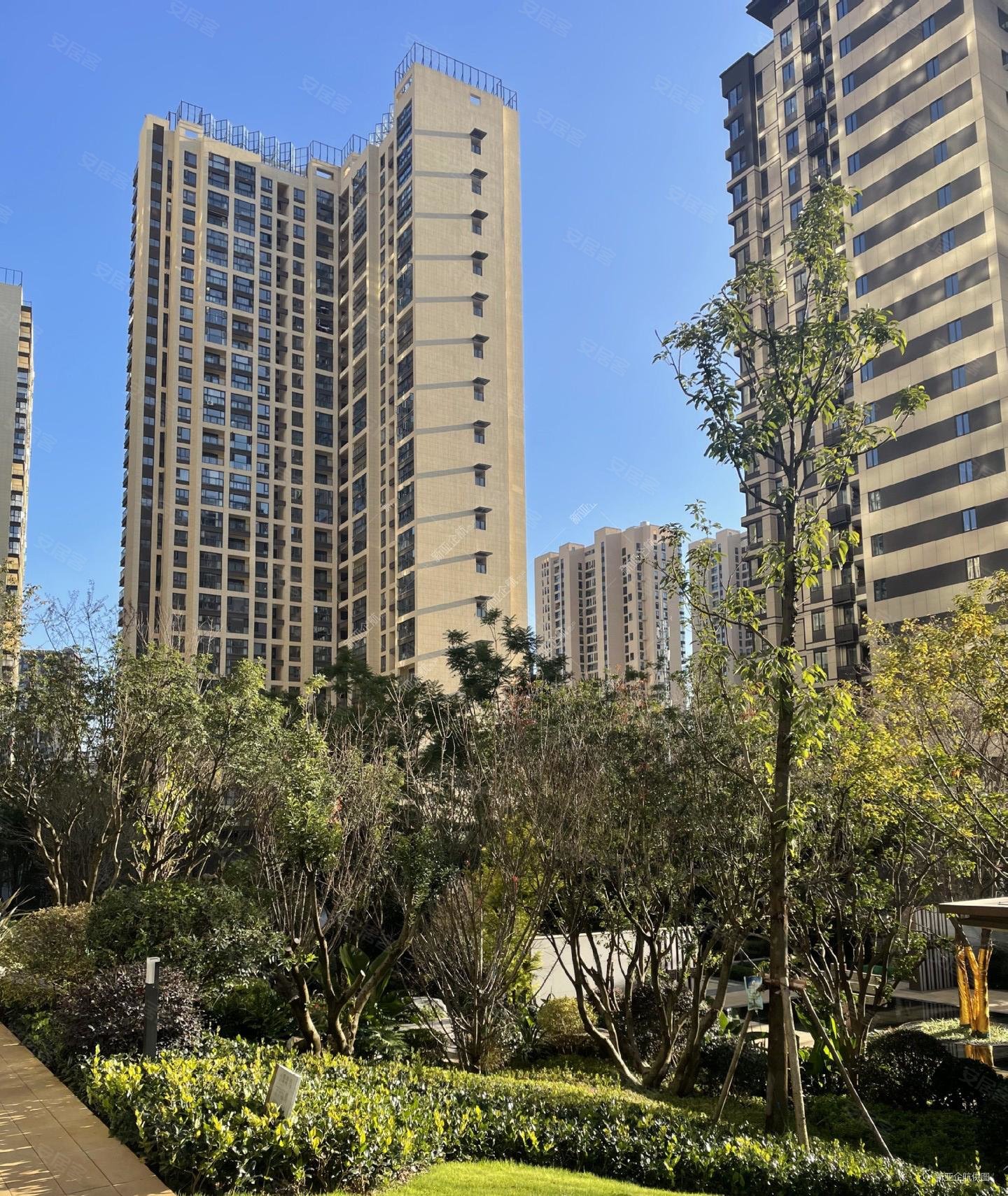 俊发城逸璟峰一期紫宸苑