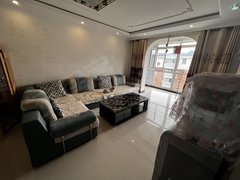 巴彦淖尔市临河临河城区金秋华城B区 步梯 六楼 房子明亮出租房源真实图片