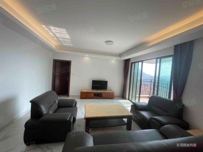 丰泰橡树溪谷 精装可拎包入住 房龄新 正南朝向 有电梯