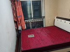 重庆南岸弹子石涂山轻轨站附近 民用水电 押一付一 自己房子 可以短租出租房源真实图片