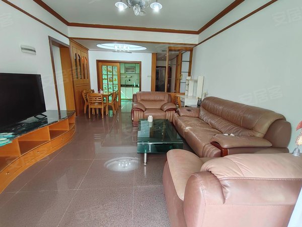 广地花园 一期电梯大2房1卫 南向采光好 拎包入住 有k看房