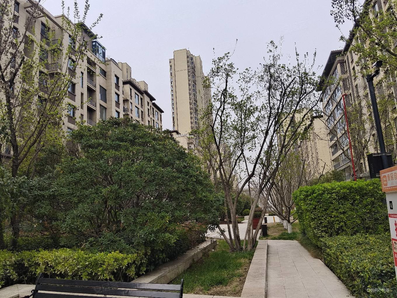 西安房产网>西安二手房>长安二手房>航天城二手房>大华锦绣前城(一期)