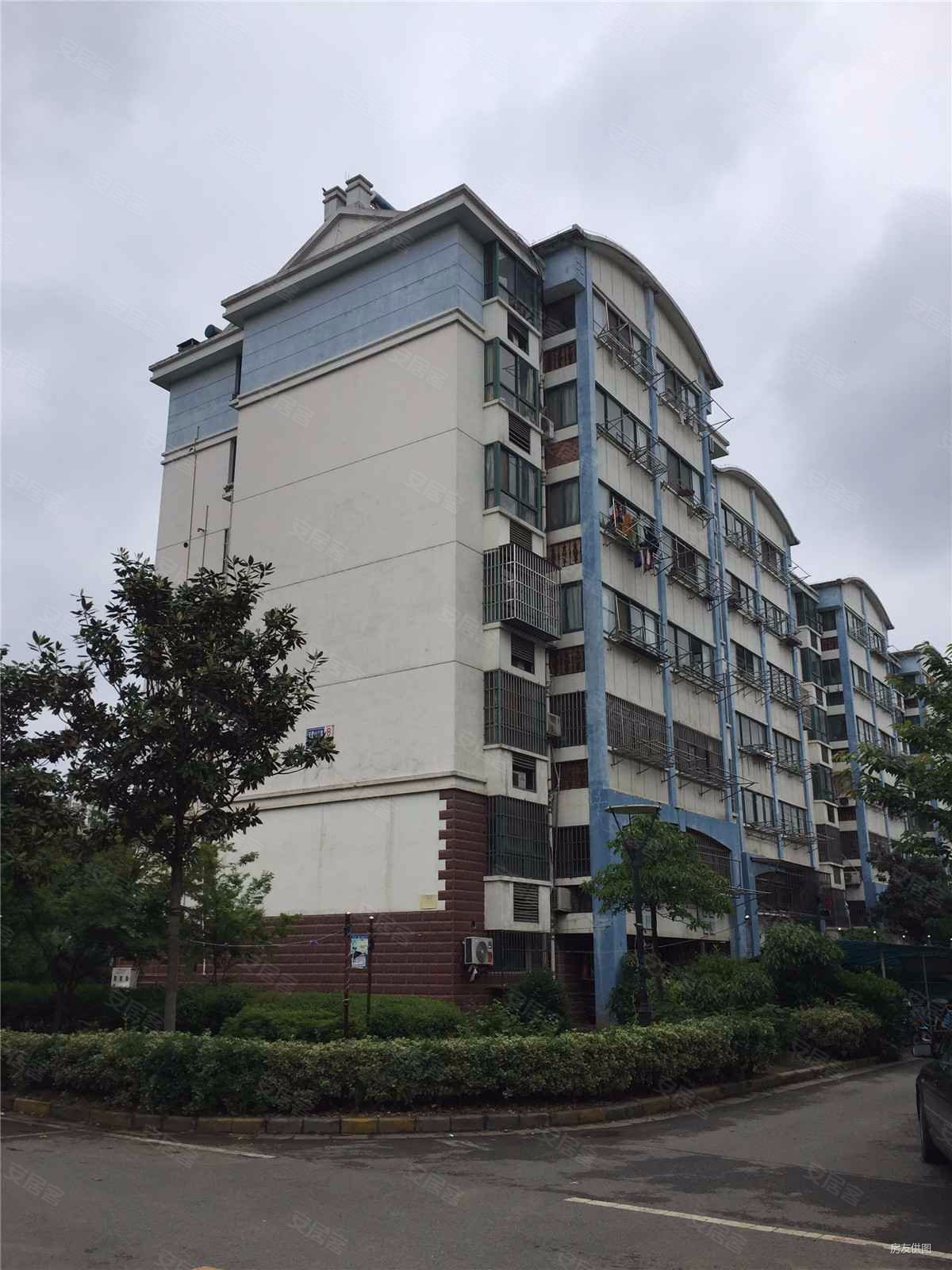 江宁万达旁1号线龙眠大道站天景山公寓欣荣苑大两房