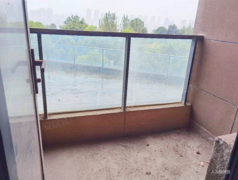 好耙活价格,重庆天安数码城江畔珑园二手房,188万,3室2厅,3卫,222.