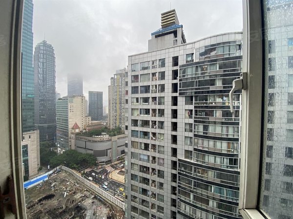 重庆渝中解放碑美力大厦解放碑好吃街楼美力大厦小两室 看房方便 可