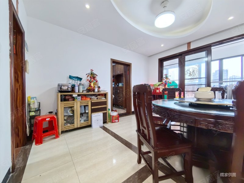 德明华府南北通精装4房花园社区单价9字头看房方便