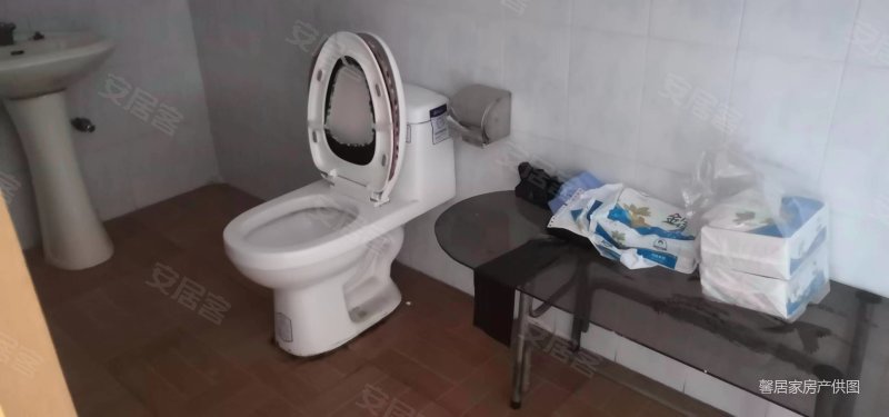 五号线地铁口 花苑新村三期4楼送阁楼 自住精装有车库,花苑新邨(吴中)