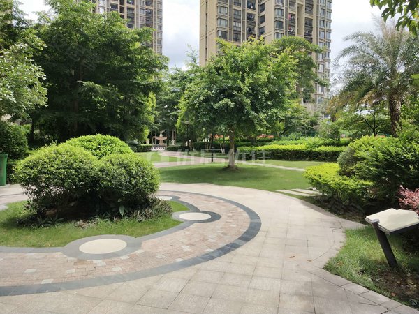 【多图】中海雍翠峰,兴宁周边租房,朝南4房 127平米电梯中高层 看小区