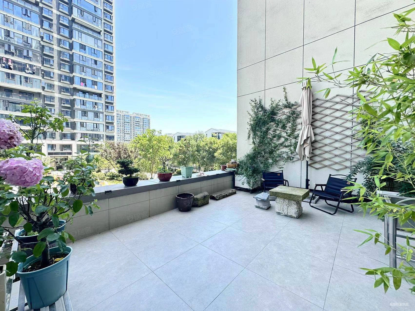 南昌房产网>南昌二手房>西湖二手房>云飞路二手房>华侨城万科世纪水岸