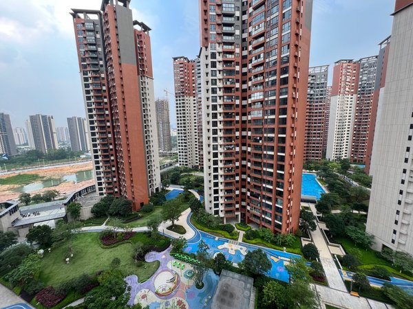 中山火炬开发区濠头金色年华天奕星河coco旁金色年华精装网红风三房