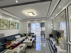 保山隆阳隆阳城区吾悦广场附近廖沈小区精装三室家具家电齐全价格可谈出租房源真实图片