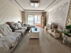 青州青州城区泰华城首租！大益华府西苑！125平精装三室，拎包入住！带车位！出租房源真实图片