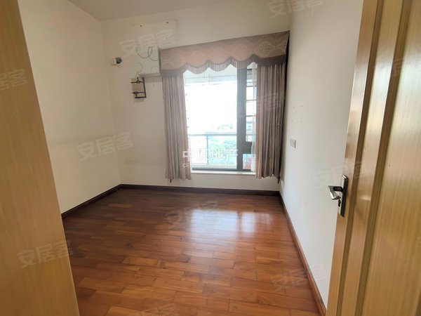 【多图】上誉花园,水荫路租房,带车位 君汇世家 精装五房 拎包入住