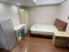 深圳福田上步便宜小单房，可办公可住家，价格还可谈出租房源真实图片