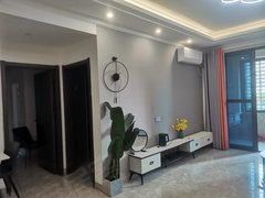 龙海城区龙海城区美一城附近明发二期两房一厅精装修配套俱全拎包入住。出租房源真实图片