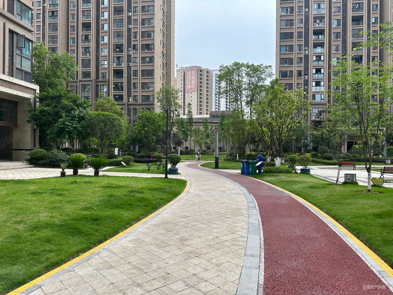 泽京香溪樾3室2厅2卫98㎡北69.8万