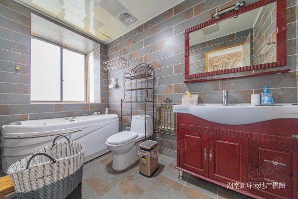 保利天心嘉园 精装别墅上叠 带车库杂物大露台 湘府英才省各税,天心