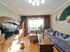 山南乃东安康时代广场卓吉嘉苑 3室2厅2卫 148平 电梯房出租房源真实图片