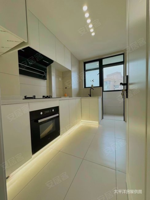 汇丽花园双卫生间南北通透满五精装修电梯房