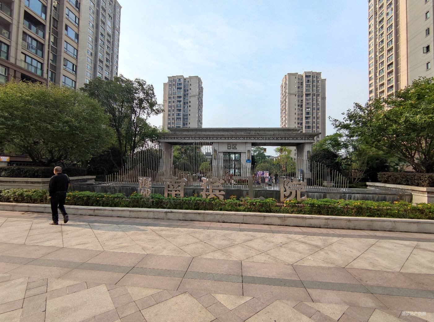 劲爆 南滨上院b区 62米 这样的惊喜哪里找 还有车位