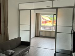青岛市北错埠岭香缇树 2室1厅1卫出租房源真实图片