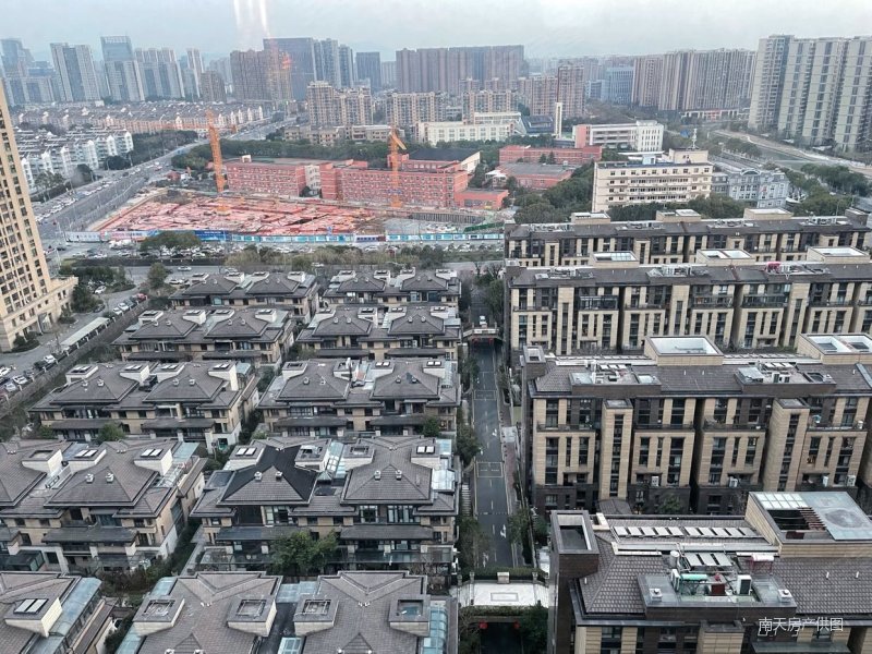 02平方米,印象外滩二手房,325万,3室2厅,1卫,94.02平米-宁波安居客