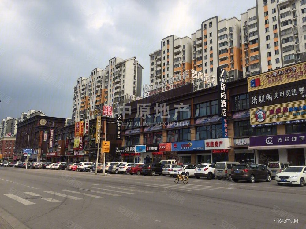 主卧朝南,独立电梯,厨卫朝北,一梯三户,康桥半岛城中花园二手房,470万