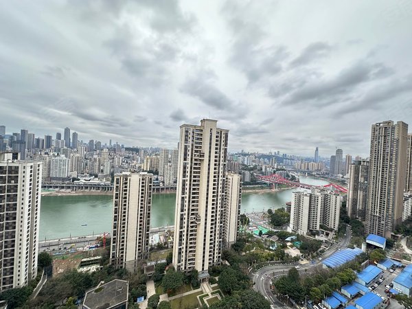 重庆江北北滨路融景城臻苑江北区 融景城臻苑 三房  现房,随时看房