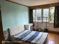 青岛市北长春路和平花园南区(南区) 3室2厅2卫出租房源真实图片