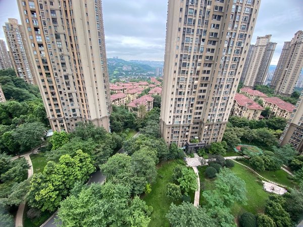 重庆渝北鸳鸯复地上城出行方便拎包入住精装修出租房源真实图片